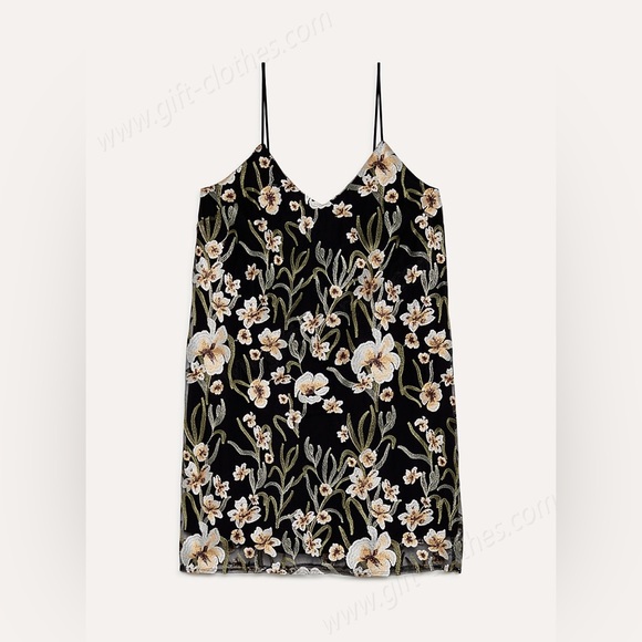 Little Moon Cheyenne Floral Dress | Aritzia - Picture 2 of 7
